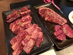 ホルモン酒場 花川焼肉苑