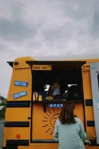 The Sunrise Shack 七里ヶ浜