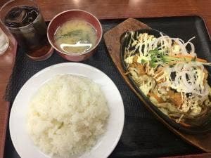 洋中食堂 りゅうしょうえん