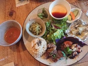 野菜とちょっとワイン食堂 ハルクッチィ