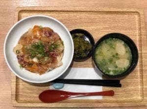 おさかな倶楽部 雑魚屋 東急ステイ博多店
