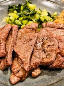 牛タンと麦めし赤兵衛