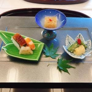 つのくに