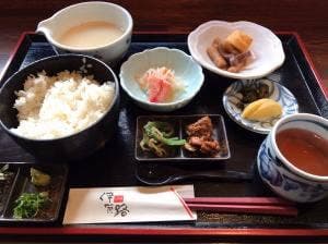 とろろ庵伊賀路