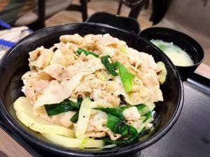 伝説のすた丼屋 イオンモール旭川駅前店