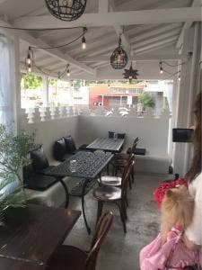 La FESTa 鴨江店