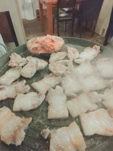 韓国料理・サムギョプサル食べ放題 豚まに