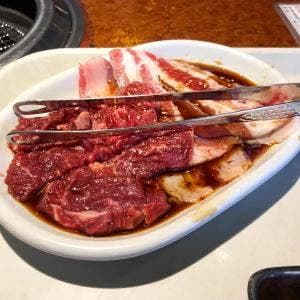 炭火焼肉 HONMACHI