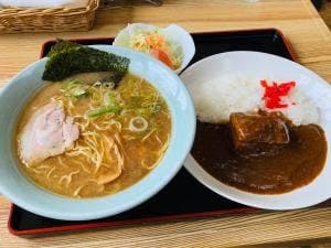 駅前旅館