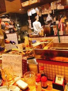 酒場 踊るうぐいす