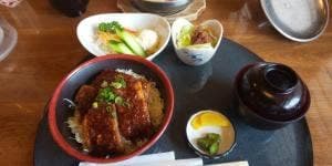松阪まるよし 松ヶ島店