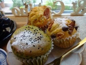 carino coffee & BAKE