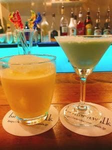 bar moon walk 桜木町店