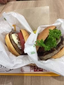 フレッシュネスバーガー 船橋店