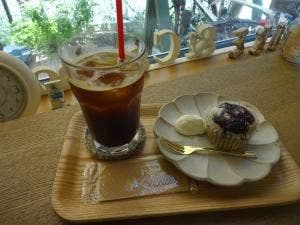 carino coffee & BAKE