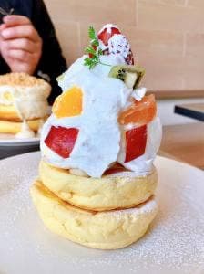 レインボーパンケーキ