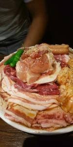 炭火焼肉 波