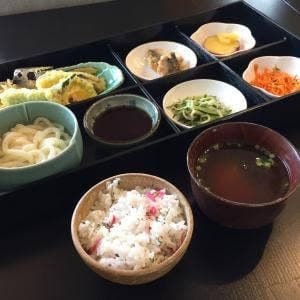 かふぇ れんげ草