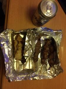 お持ち帰り焼き鳥店 串之助