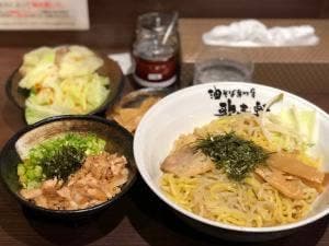 油そば専門店 歌志軒 秋田駅前店