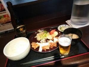 まる屋食堂