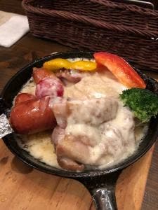 ラクレットチーズ＆肉バル LODGE 大宮店