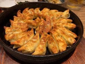 博多鉄なべ餃子酒場 はなまる