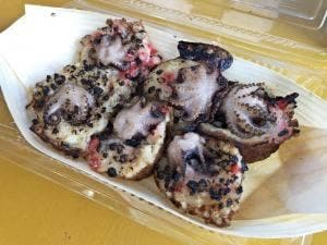 うるマルシェ フードコート