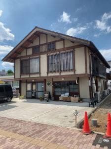 アンティークガレージカフェ さとや