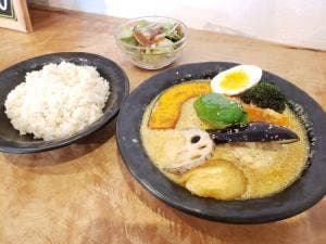 カレー食堂 コロポ