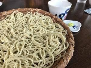 山の実