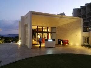 和牛焼肉専門店 BURIBUSHI ハナサキマルシェ店