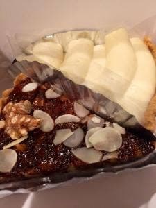 焼き菓子とタルトの店 ナイツ・ブリッジ
