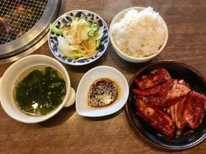 焼肉工房いやしん坊