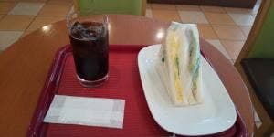 カフェ・ベローチェ 烏丸仏光寺店