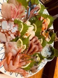 本格炭火やきとりとさかな ゆうま