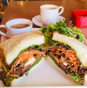 Cafe Spring
