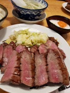 牛たん炭焼 利久 泉本店