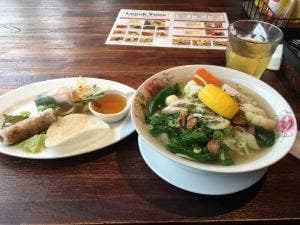 ベトナムレストランカフェ カムオーン GEMSなんば