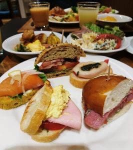 サクラテラス レストラン