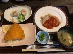 カフェダイニングみかわ 新田店