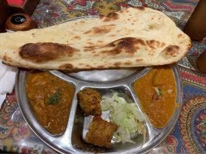 シャルマ フォーラス店