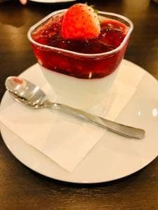 カフェ&ダイニングバー Sun Flower