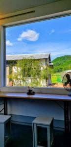 静かな向かい風