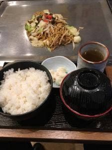 アジジ