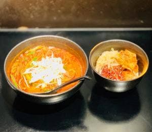 炭火焼肉 大手門