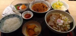 和食バル はれるや 北1条