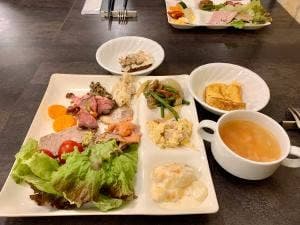 LUCIOLE ホテルピエナ神戸