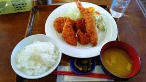 べこや