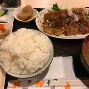 定食屋とんとん